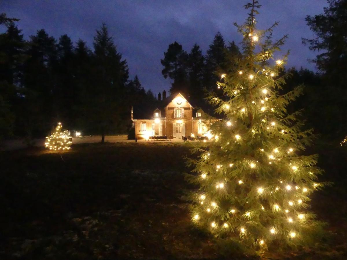 Holiday home Domaine De Malvaux: 5-star Sologne Retreat For 15 Nouan-le-Fuzelier